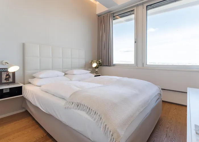 Apartmán Skyline View - Gym - Parken - Supermarkt - Restaurant - Self Check In *